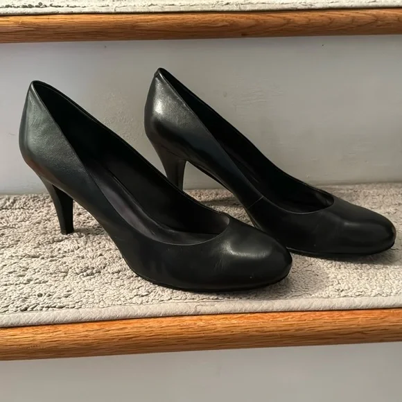 Nine West Black Leather Heel, 11 - Picture 2 of 6